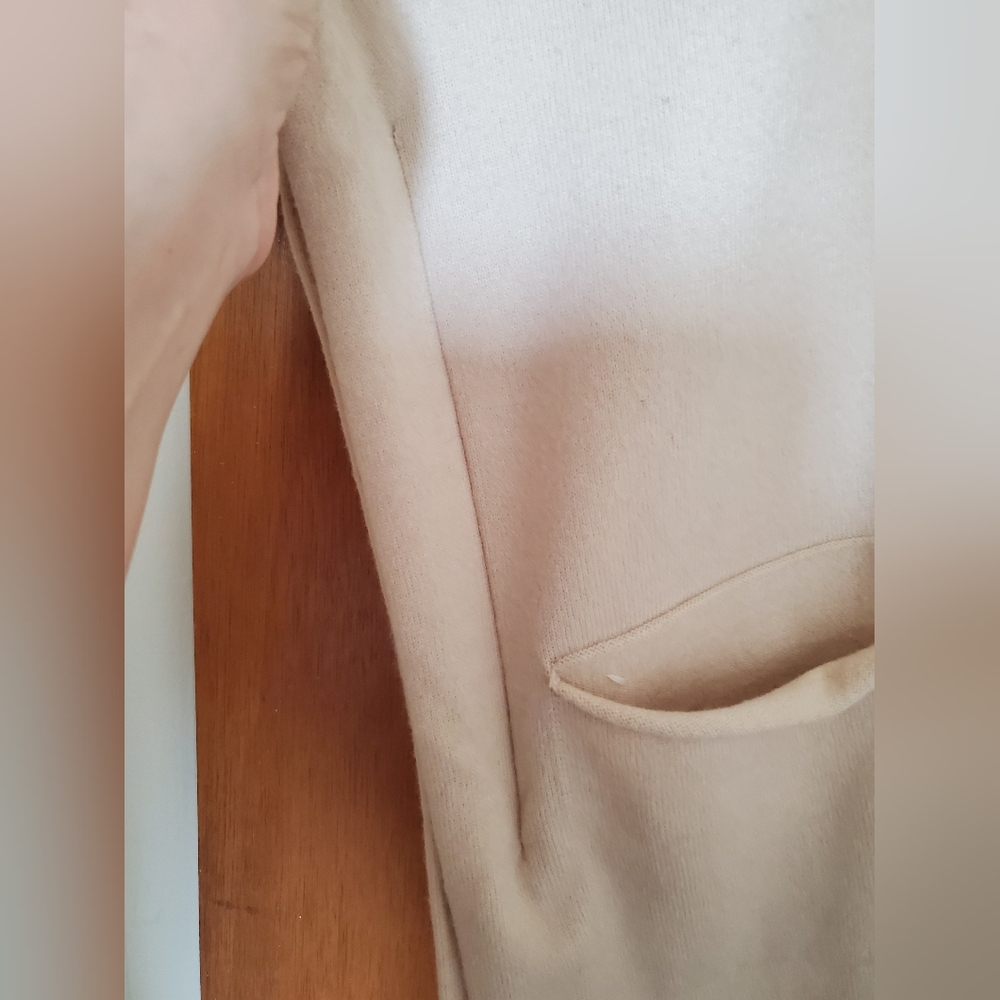 Esqualo XS-XL Cream Knit Shawl or Shrug with pockets and fringe detail - Picture 7 of 10